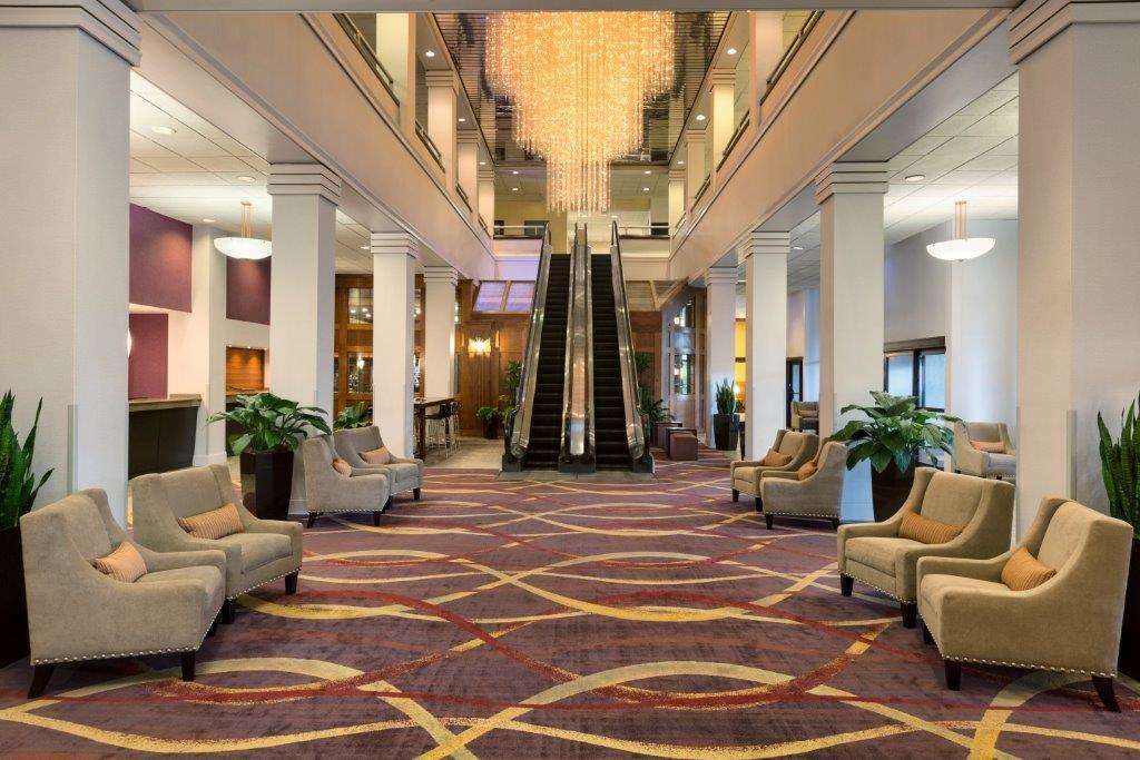Rochester Riverside Hotel Интерьер фото